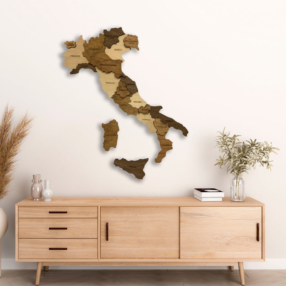 wooden map of Italy