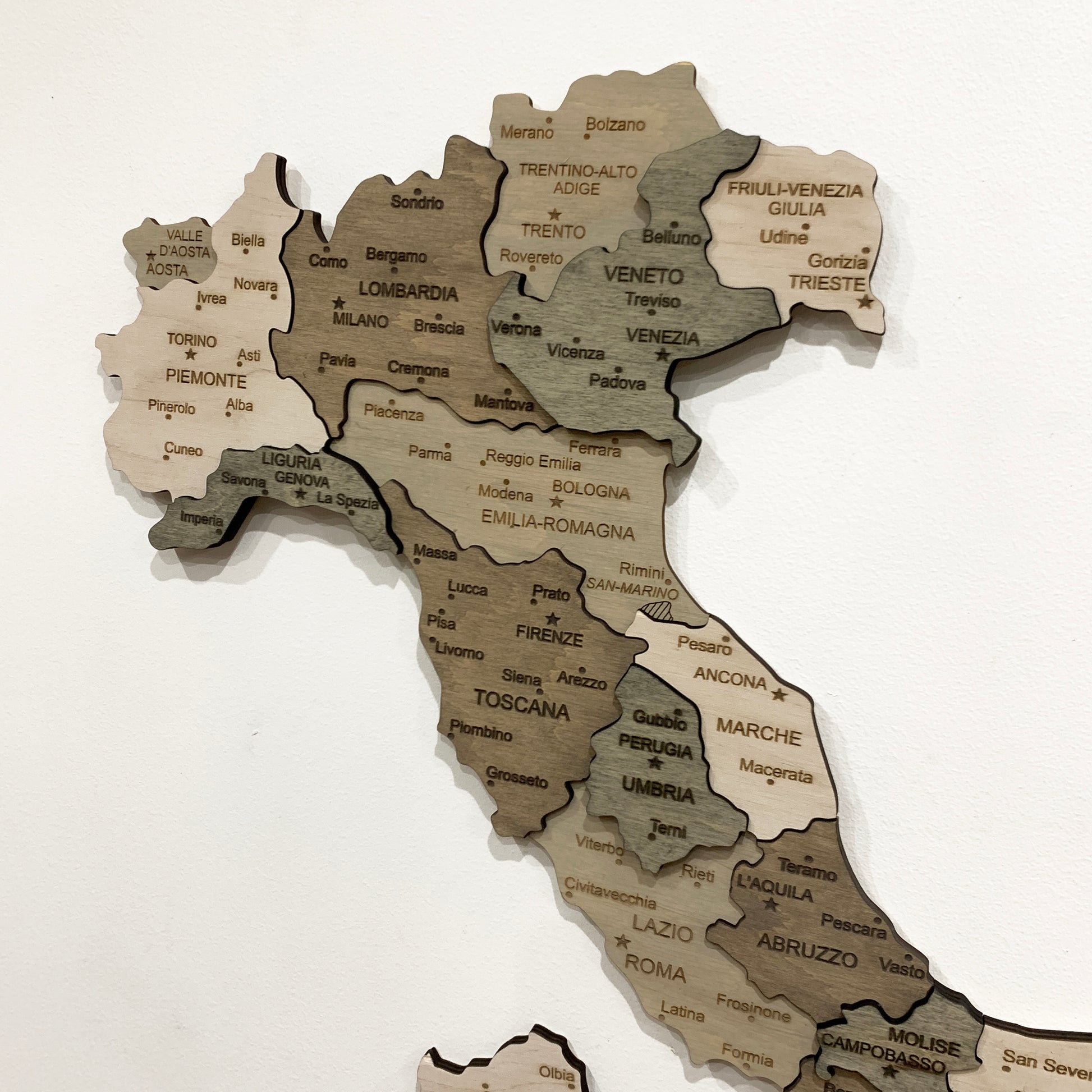 Wooden Map of Italy by Ranocchio