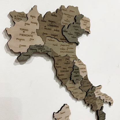 3D Wooden Map of Italy